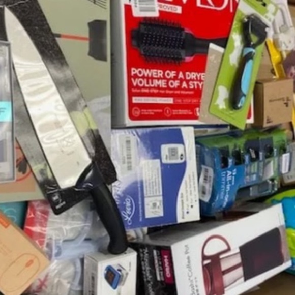 New 5 pound Amazon pallet mystery bag - Picture 7 of 10